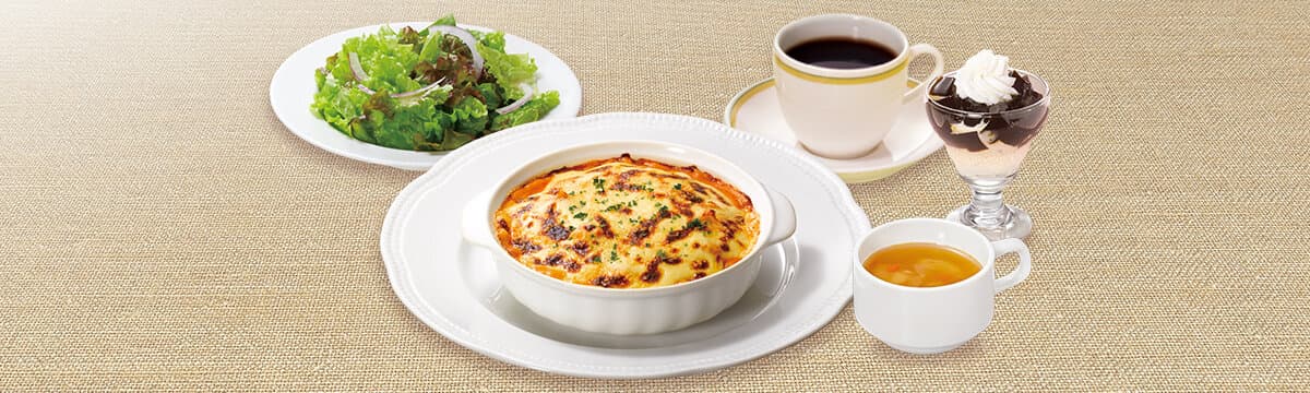 ロイヤルのシーフードドリアスペシャルランチ