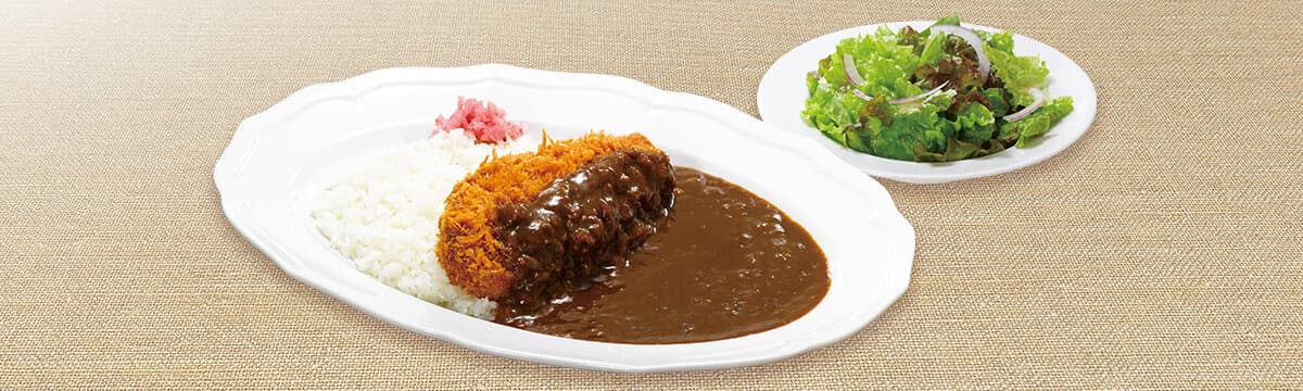 ロイヤルのカツカレーランチ(サラダ付)