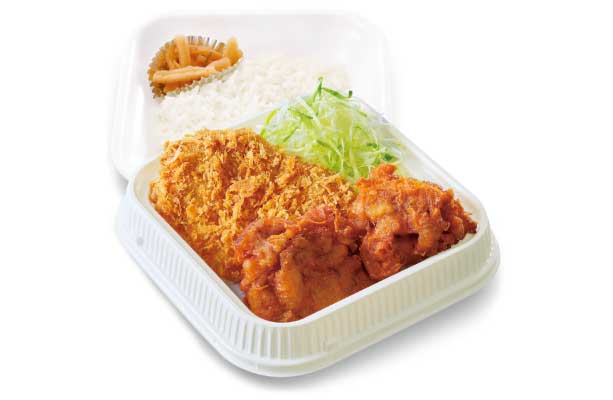 Bento d'échine de porc panée (Tonkatsu) et poulet frit (Karaage)