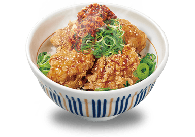 Hähnchen-Karaage-Bowl mit Frühlingszwiebeln & Chiliöl