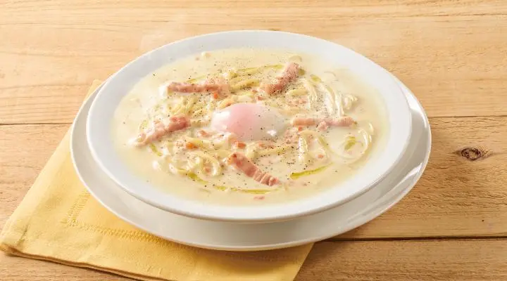 チャウボナーラパスタ