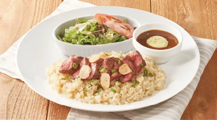 みすじステーキのガーリックピラフ