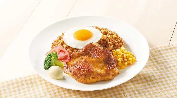 タンドリーチキン&メキシカンピラフ+目玉焼き