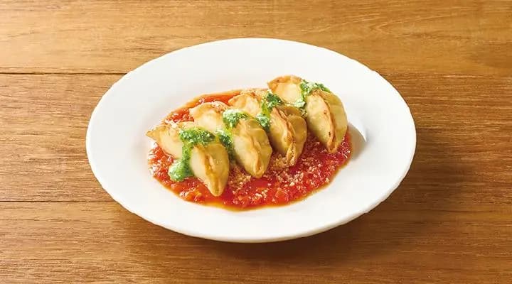 揚げ餃子のトリコロール