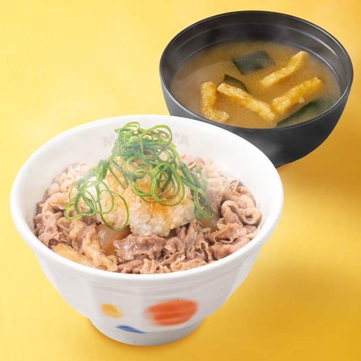 Gyumeshi mit geriebenem Rettich und Ponzu