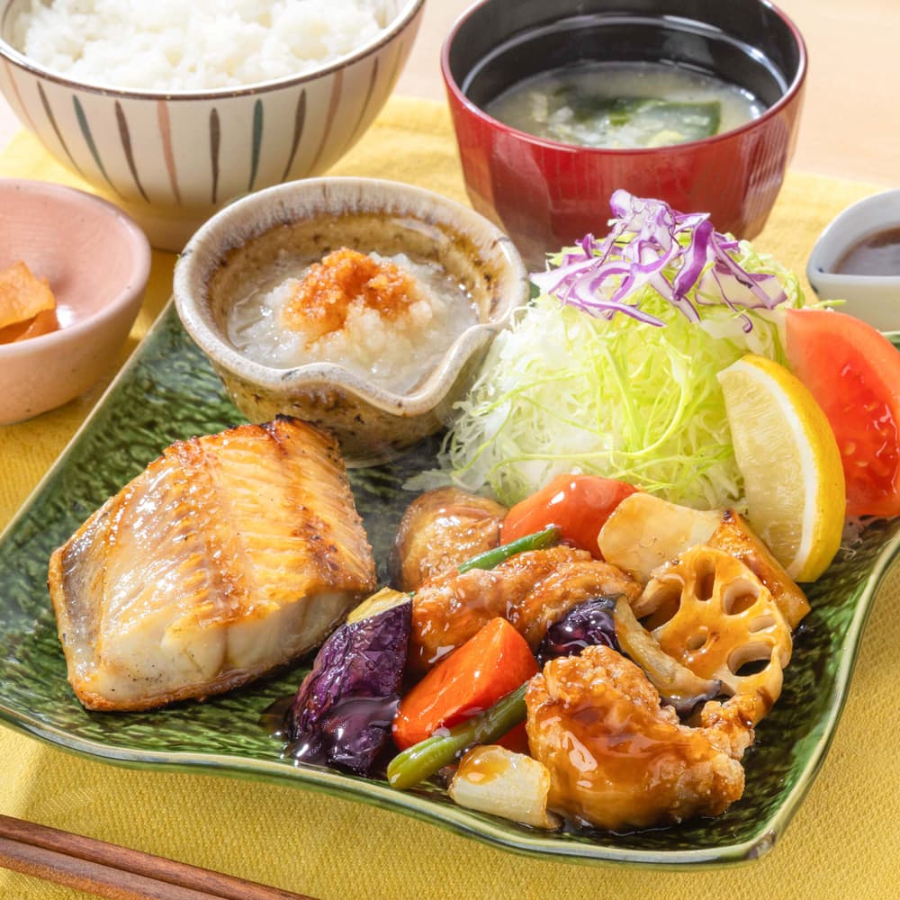 Chicken and Vegetables in Black Vinegar Sauce & Charcoal-Grilled Atka Mackerel Combo