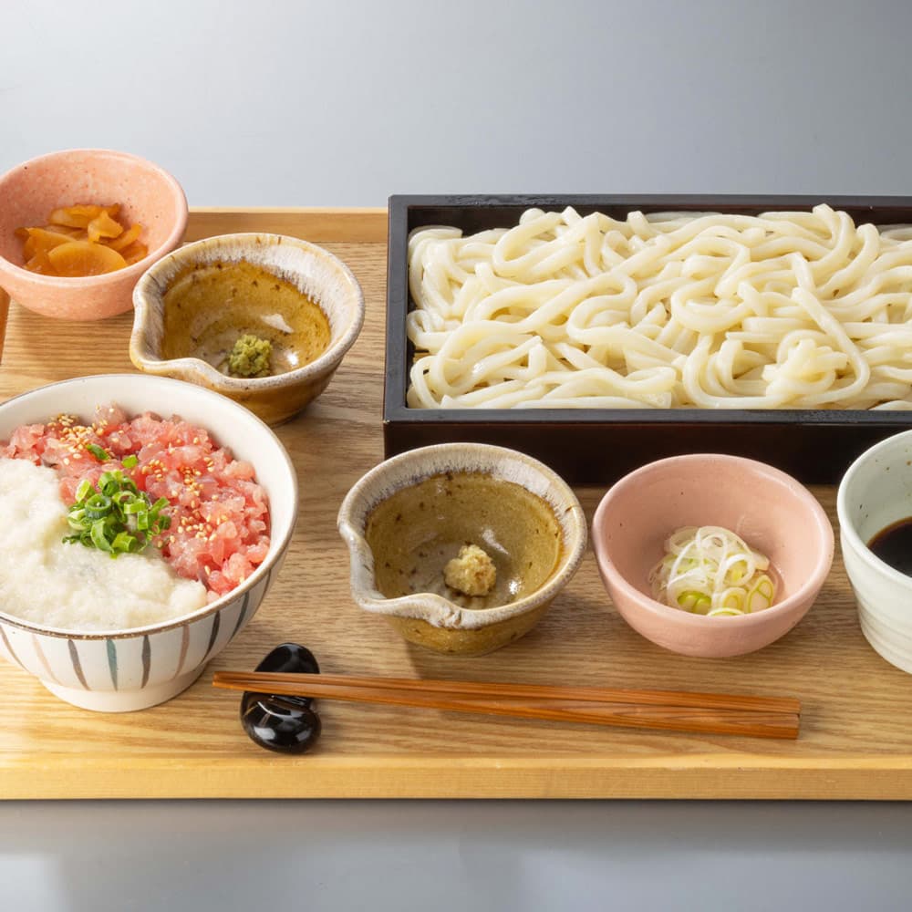 Tuna and Grated Yam Rice Bowl and Noodles Set