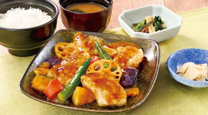 すけそう鱈と彩り野菜の黒酢あん定食(鱈4個)