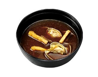 Sopa de Miso Rojo con Almejas
