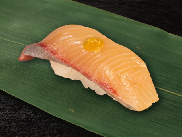 Shima-Sushi Style Marinated Amberjack (1 pc)