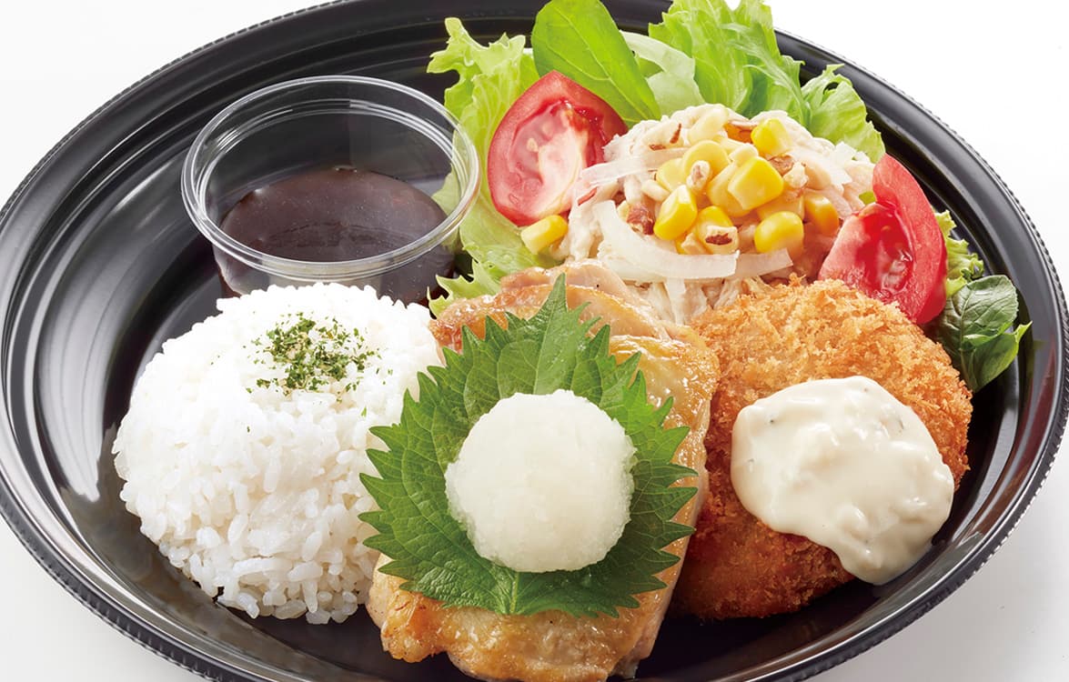 カフェプレートランチ(木曜日)和風チキンステーキとポテトコロッケ&蒸し鶏サラダ