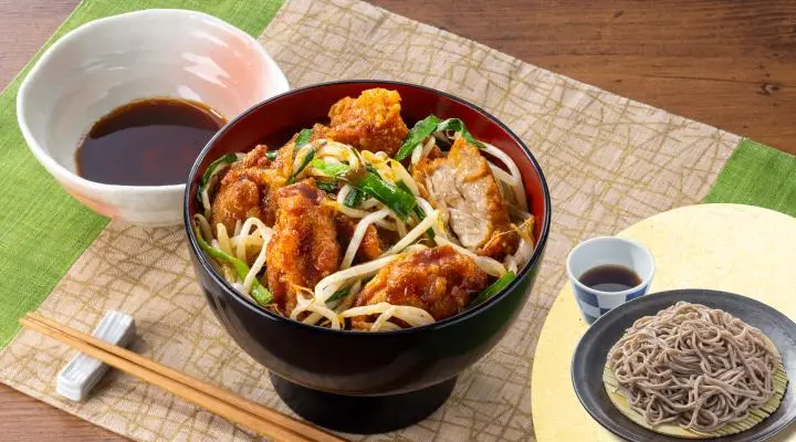 ジンギスカン風“北海道”ザンギ丼もり蕎麦セット