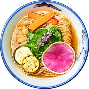 Ramen thuần chay rau củ sắc màu