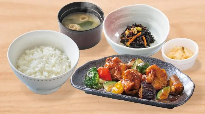 彩り野菜の黒酢から揚げ和膳