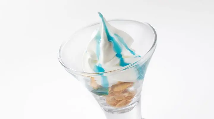 ソフトクリーム(ラムネシロップ)