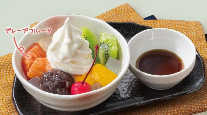 フルーツクリームあんみつ