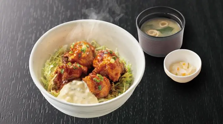 唐揚げてりタル丼味噌汁・漬物付き