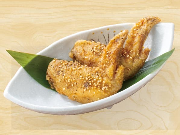 鶏の手羽先揚げ(2本)