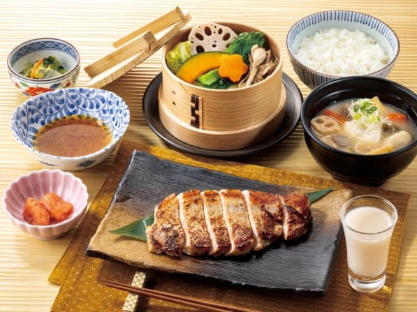 麹づくしの発酵美膳《豚》