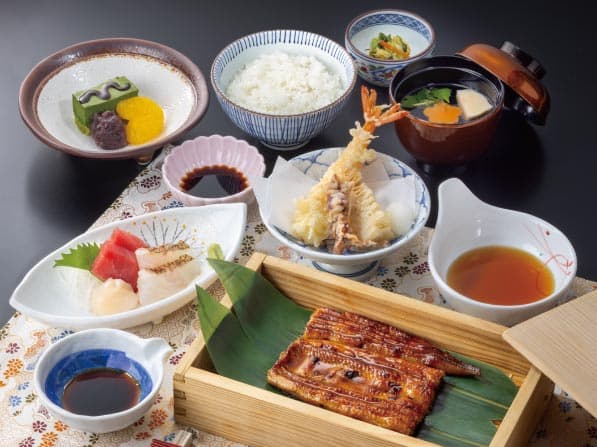 浜名湖産うなぎと季節の賑わい膳