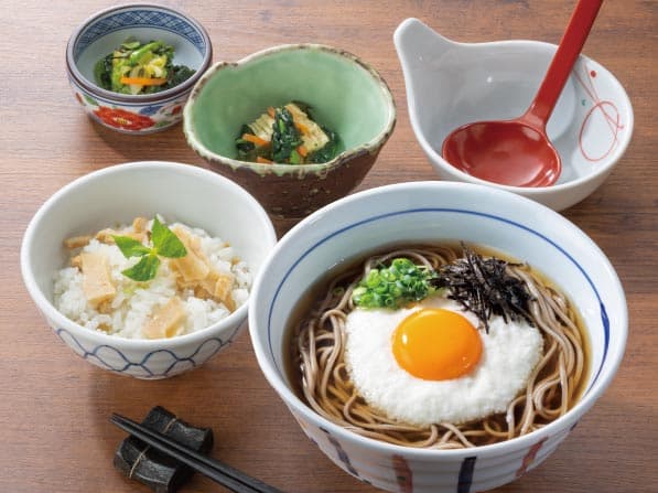 お昼の国産とろろせいろそば定食